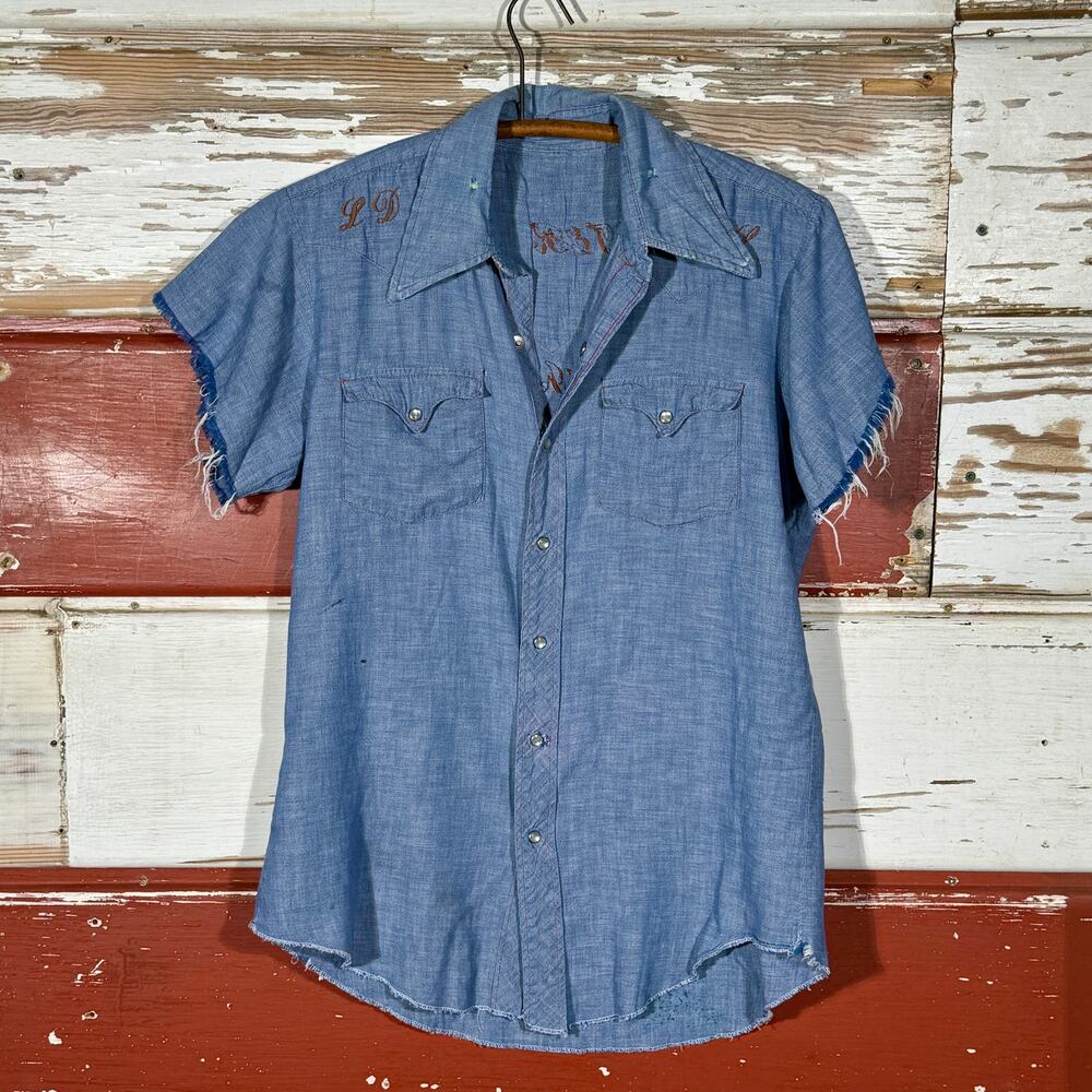 Rare Vintage 70s Western Embroidered Pearl Snap Distressed Shirt - Picture 3 of 10